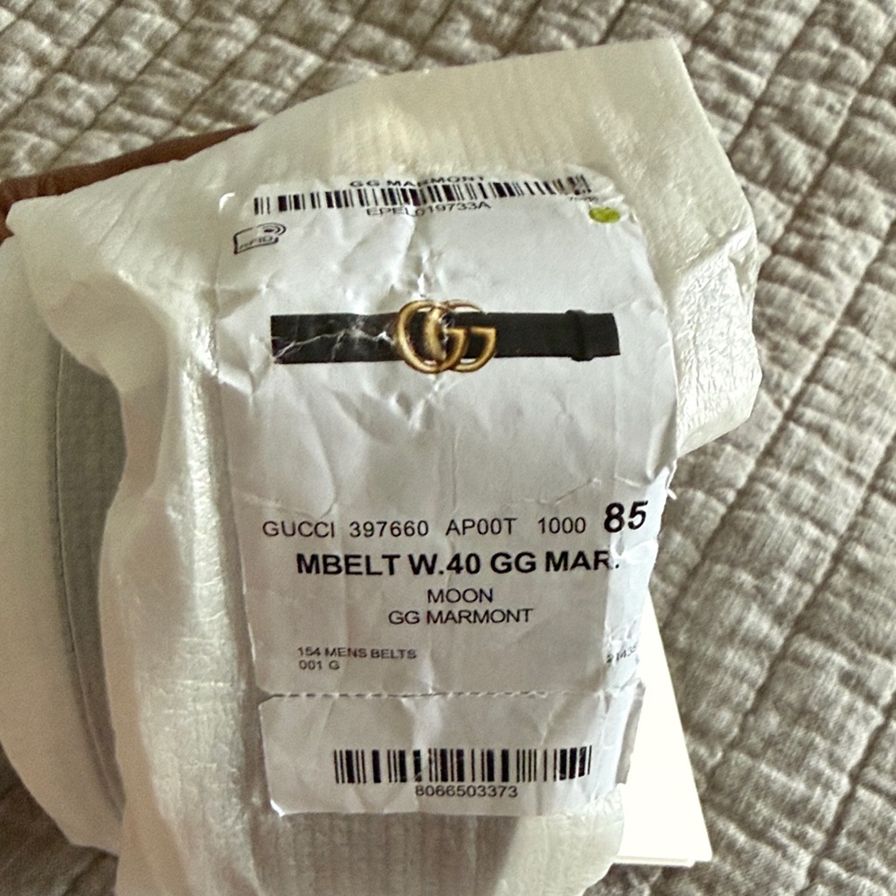 Gucci Black Leather Belt with Brass Double G Buckle - Picture 5 of 5